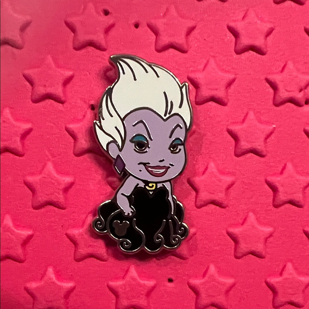 Walt Disney World - 2024 - Trading Pin - Ursula 
Authentic Pin